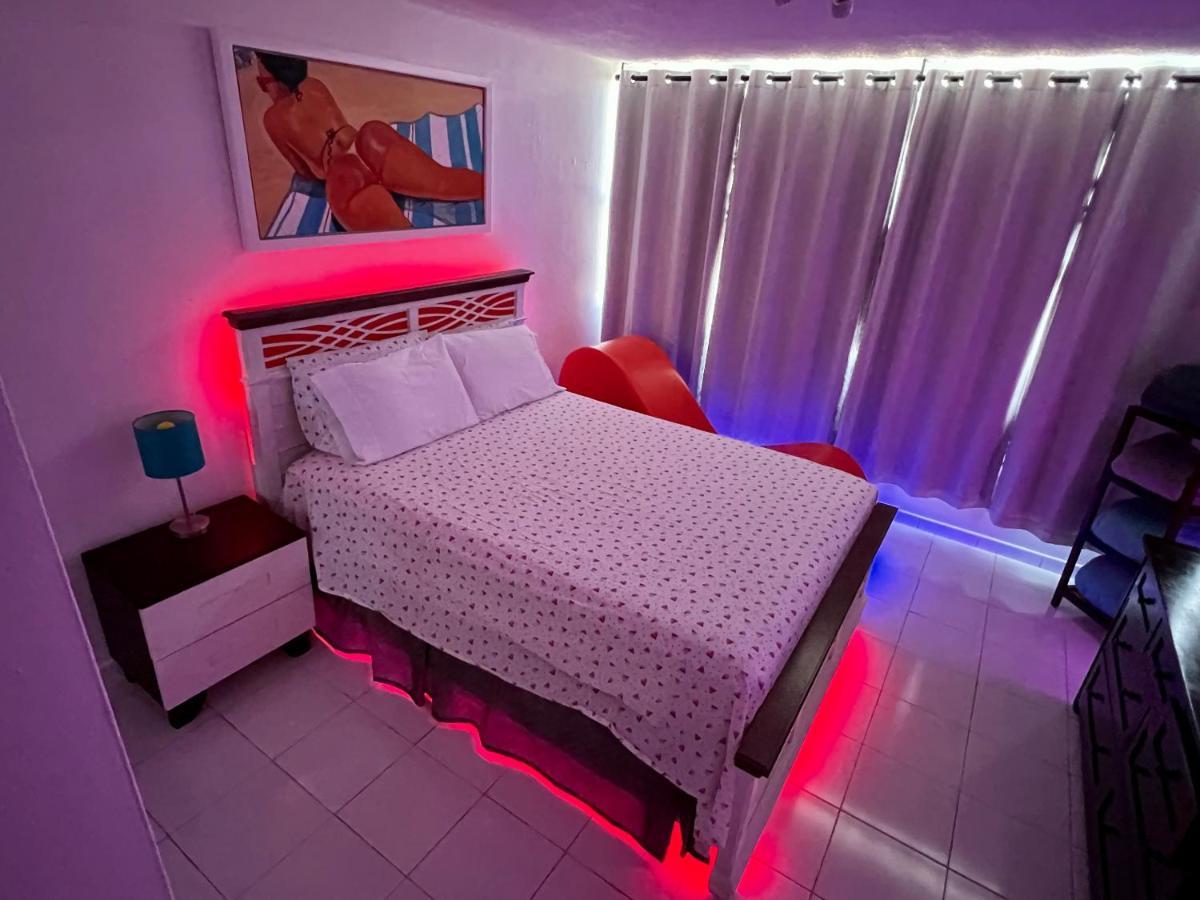 Hobie Oceanfront Apartment At Isla Verde San Juan Exteriér fotografie
