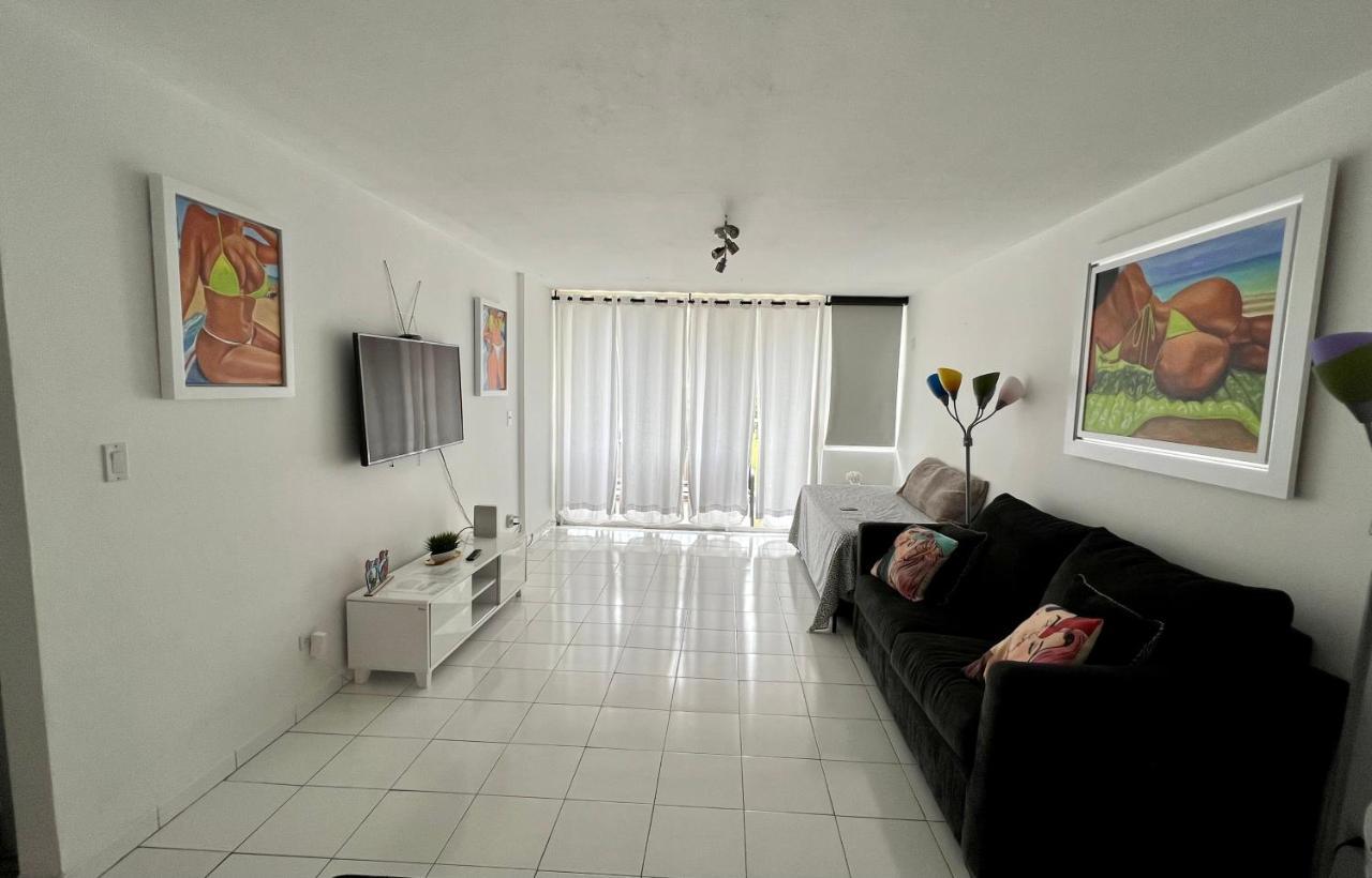 Hobie Oceanfront Apartment At Isla Verde San Juan Exteriér fotografie