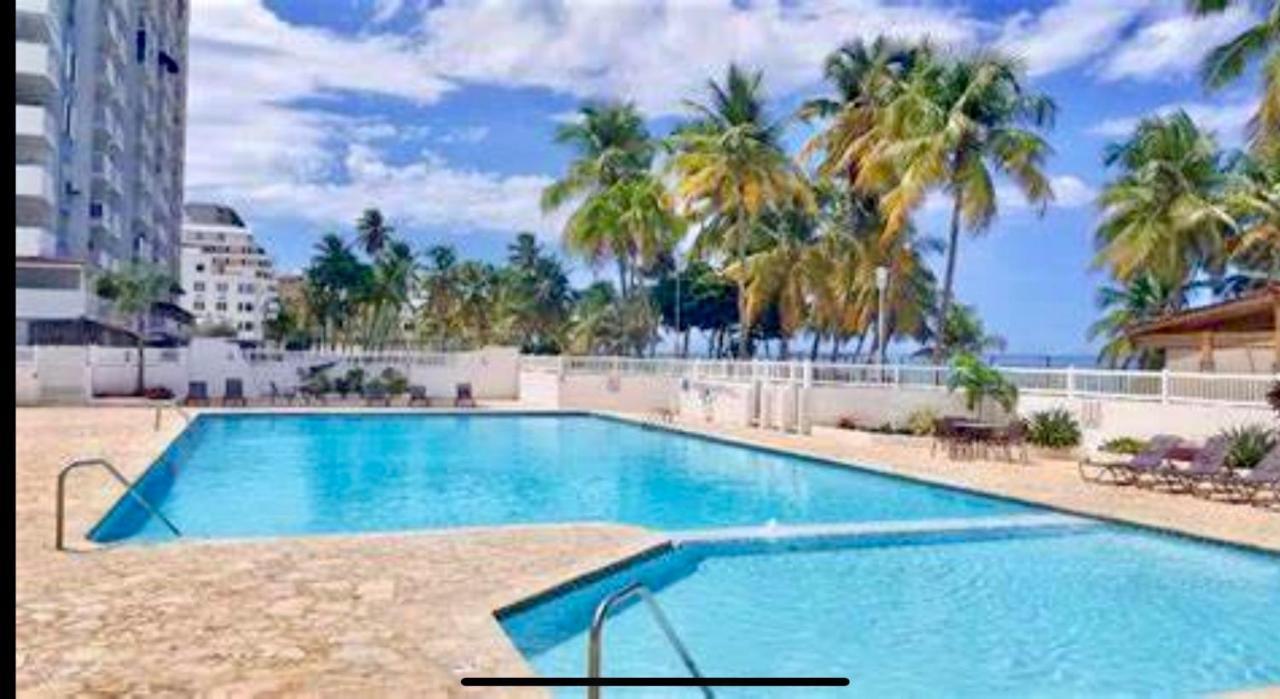 Hobie Oceanfront Apartment At Isla Verde San Juan Exteriér fotografie