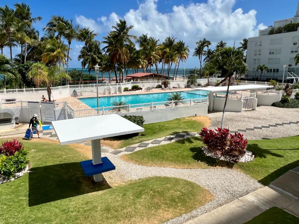 Hobie Oceanfront Apartment At Isla Verde San Juan Exteriér fotografie